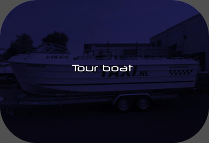 Tour boat